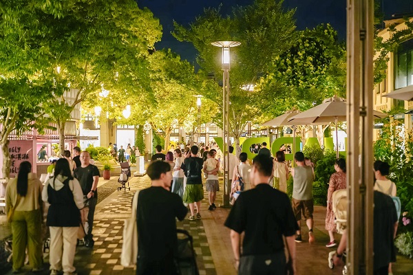 永崋证券 比斯特双城夏日活动升级，解锁城市微度假新体验