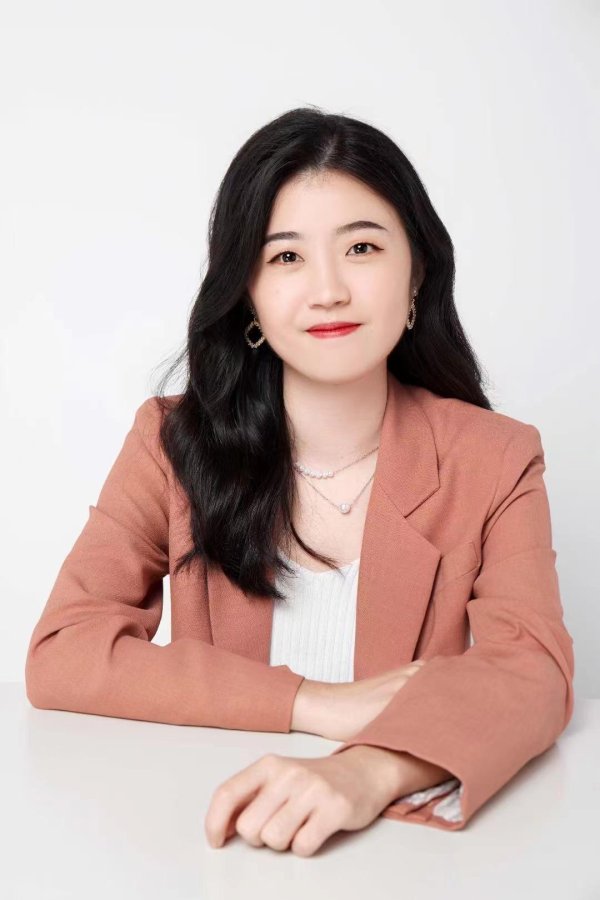 大牛时代配资 何小鹏回应当初为何劝雷军造车